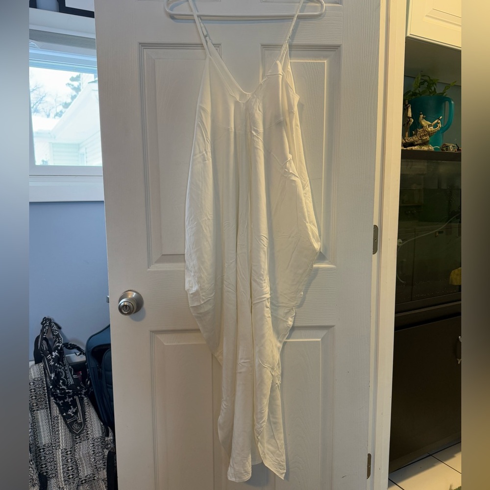 White beach dress NWT